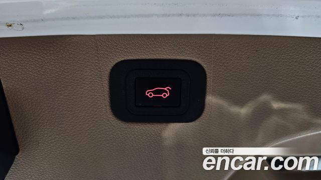 Kia Carnival 9-Seater Hi-Limousine Prestige 2019 — фото 38