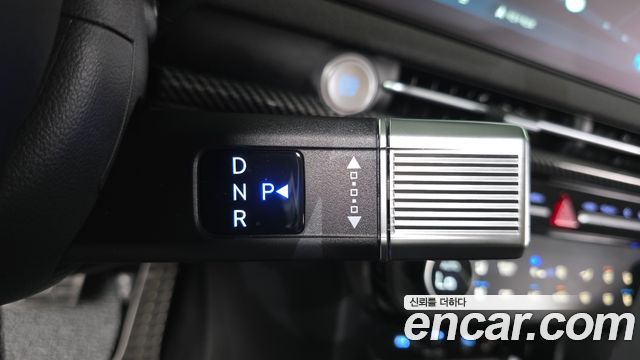 Hyundai Tucson Hybrid (NX4) HEV 1.6 4WD Inspiration 2025 — фото 9