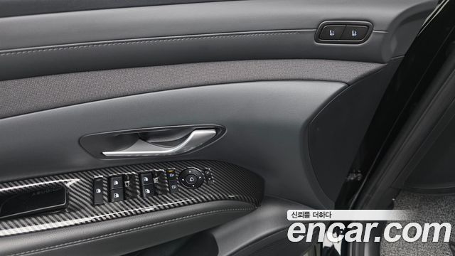 Hyundai Tucson Hybrid (NX4) HEV 1.6 4WD Inspiration 2025 — фото 11