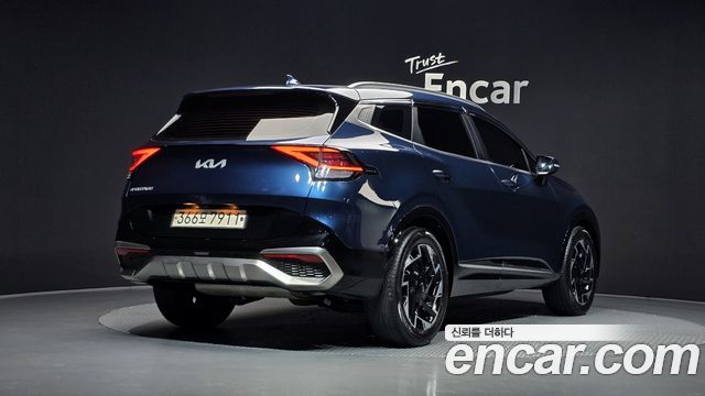 Kia Sportage (V) Gasoline 1.6 Turbo 2WD Prestige 2022 — фото 2