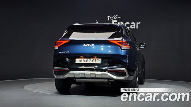 Kia Sportage (V) Gasoline 1.6 Turbo 2WD Prestige 2022 — фото 4