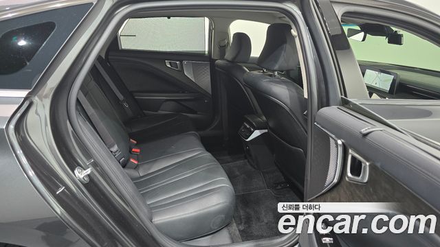 Kia K8 2.5 Gasoline 2WD Noblesse 2022 — фото 11
