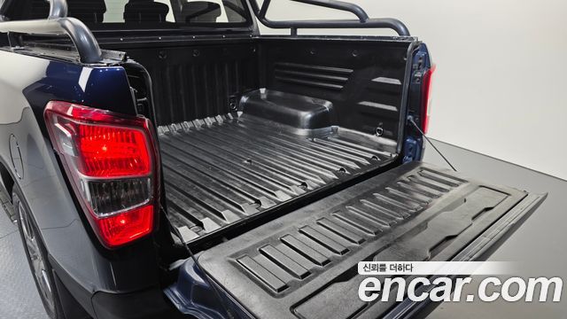 KG Mobility (SsangYong) Rexton Sports Diesel 2.2 2WD Noblesse 2019 — фото 15