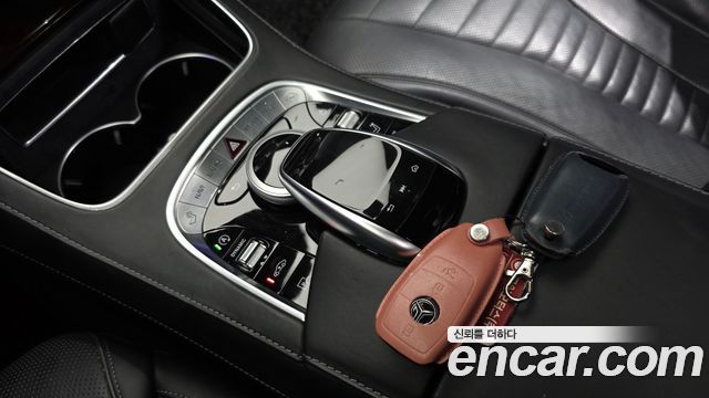 Mercedes-Benz S-Class (W222) S560L 4MATIC 2020 — фото 36