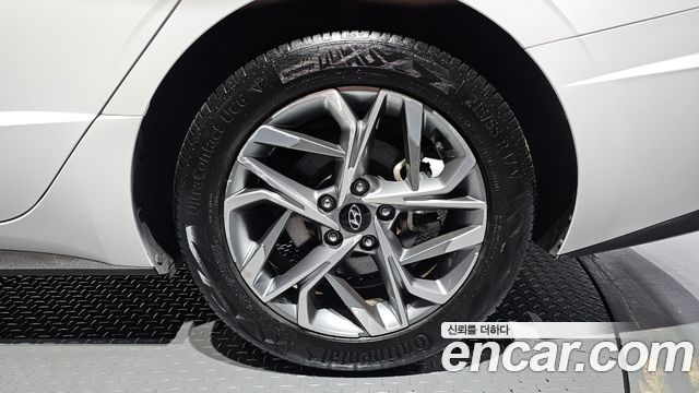 Hyundai Sonata (DN8) 2.0 Smart 2020 — фото 27