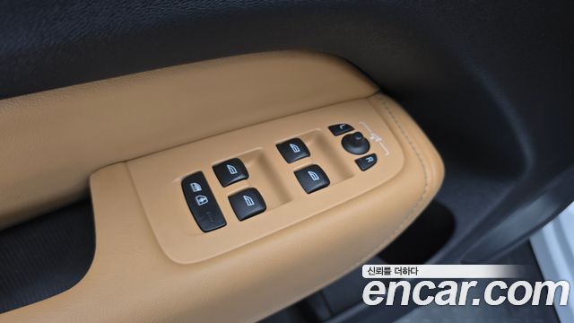 Volvo XC60 (II) D5 Inscription 2018 — фото 16