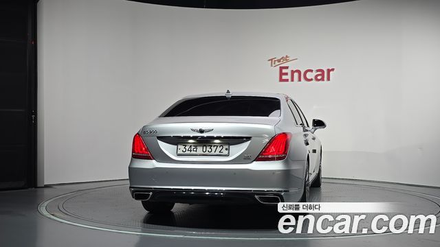 Genesis EQ900 5.0 GDI AWD Prestige 2016 — фото 4