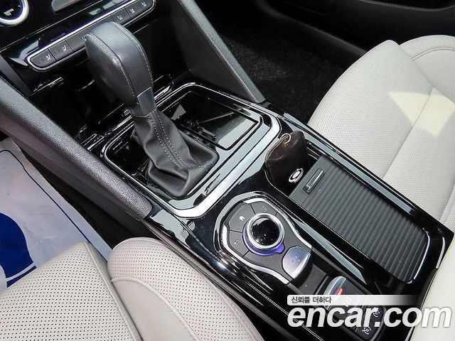 Renault Korea SM6 2.0 GDe Premiere 2020 — фото 9