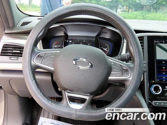 Renault Korea SM6 2.0 GDe Premiere 2020 — фото 16