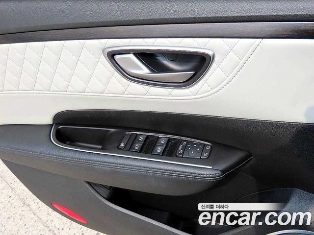 Renault Korea SM6 2.0 GDe Premiere 2020 — фото 17