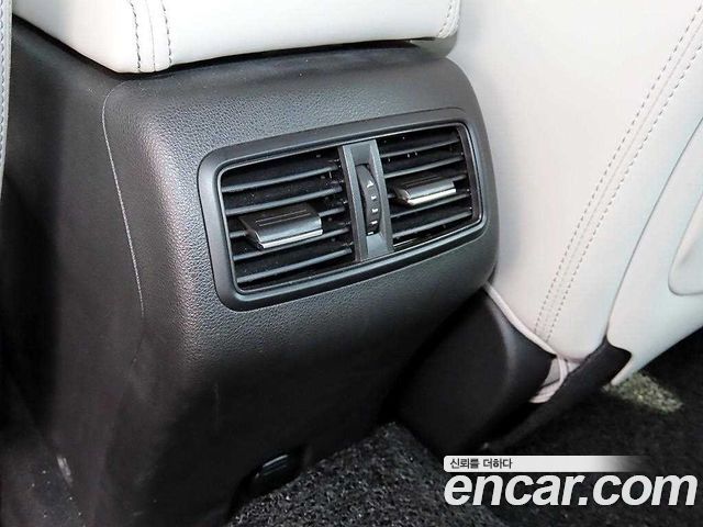 Renault Korea SM6 2.0 GDe Premiere 2020 — фото 23