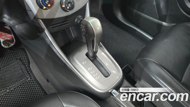 Chevrolet Trax 1.6 Diesel LT Leather Package 2016 — фото 9