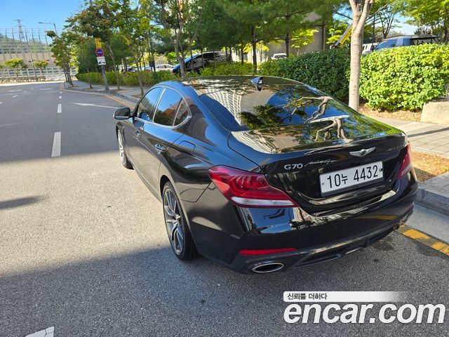 Genesis G70 2.0T Sport Package 2019 — фото 6
