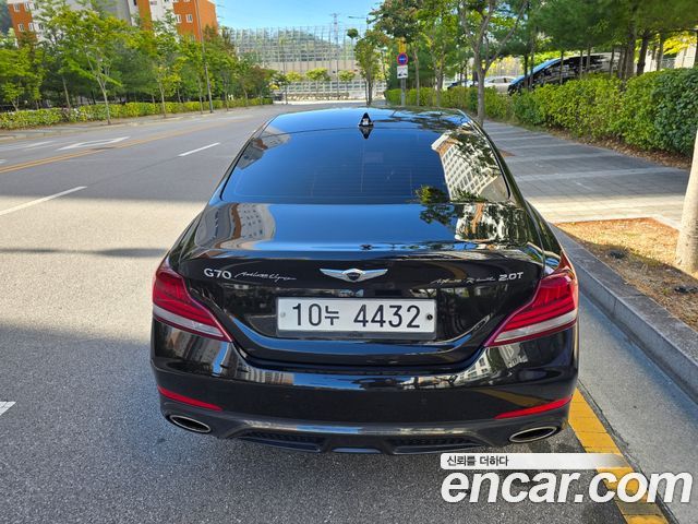 Genesis G70 2.0T Sport Package 2019 — фото 8