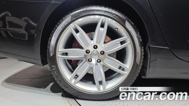 Maserati Quattroporte GTS 3.8 V8 2014 — фото 5