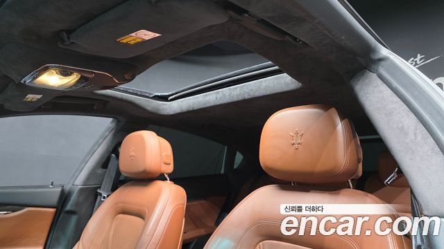 Maserati Quattroporte GTS 3.8 V8 2014 — фото 18