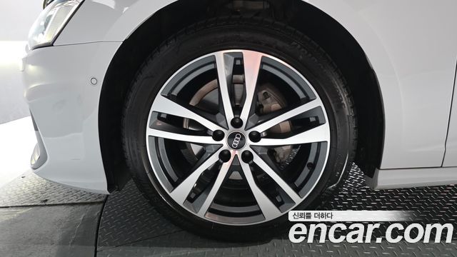 Audi A6 (C8) 40 TDI Quattro Premium 2022 — фото 5