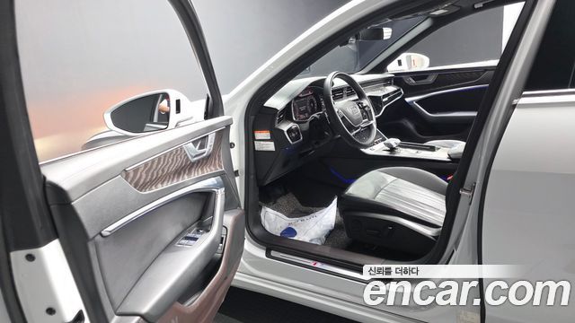 Audi A6 (C8) 40 TDI Quattro Premium 2022 — фото 10