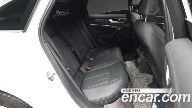 Audi A6 (C8) 40 TDI Quattro Premium 2022 — фото 12