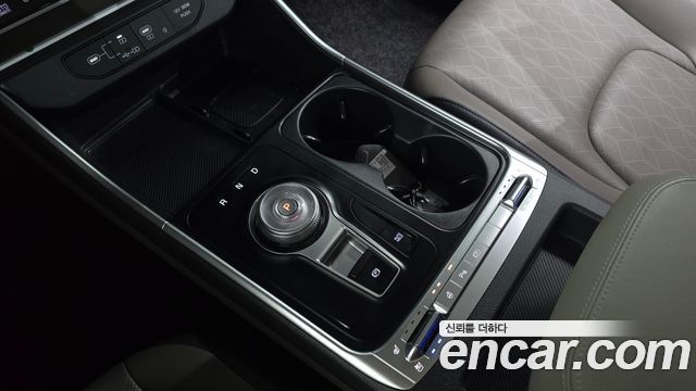 Kia Carnival (IV) Gasoline 9-Seater Prestige 2025 — фото 9