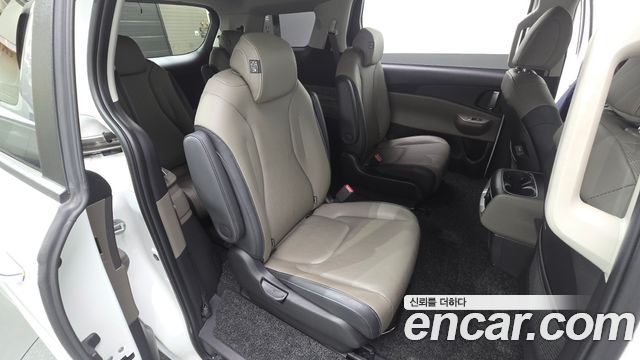 Kia Carnival (IV) Gasoline 9-Seater Prestige 2025 — фото 10