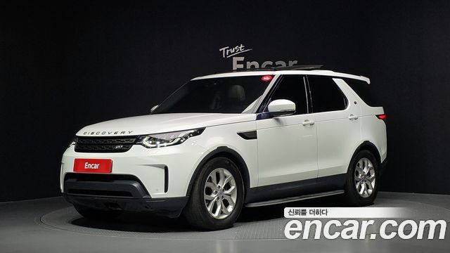 Land Rover Discovery 5 2.0 SD4 SE 2019 — фото 1