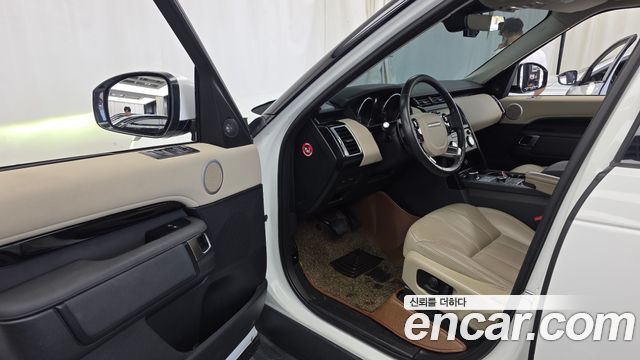 Land Rover Discovery 5 2.0 SD4 SE 2019 — фото 10