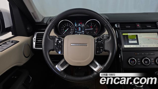 Land Rover Discovery 5 2.0 SD4 SE 2019 — фото 13