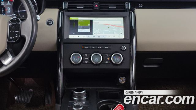 Land Rover Discovery 5 2.0 SD4 SE 2019 — фото 14