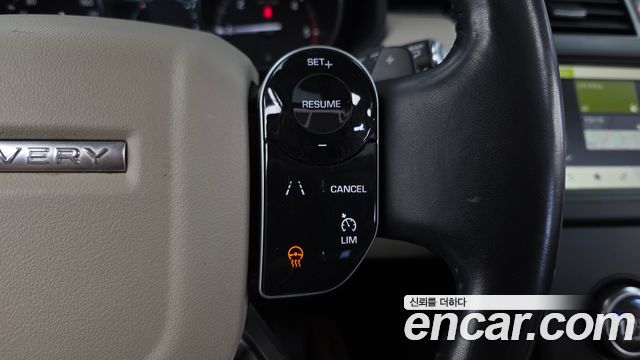 Land Rover Discovery 5 2.0 SD4 SE 2019 — фото 17