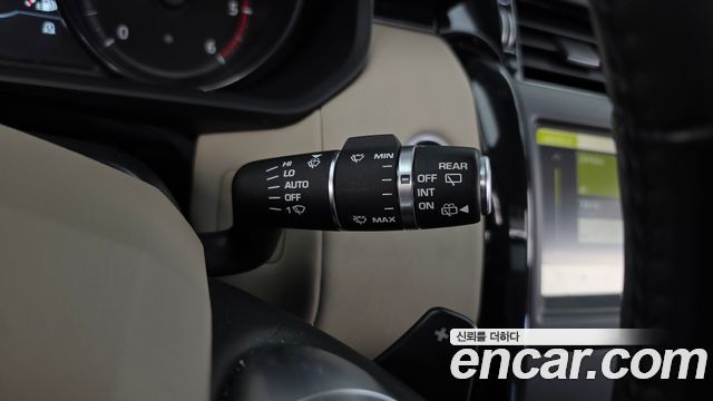Land Rover Discovery 5 2.0 SD4 SE 2019 — фото 29