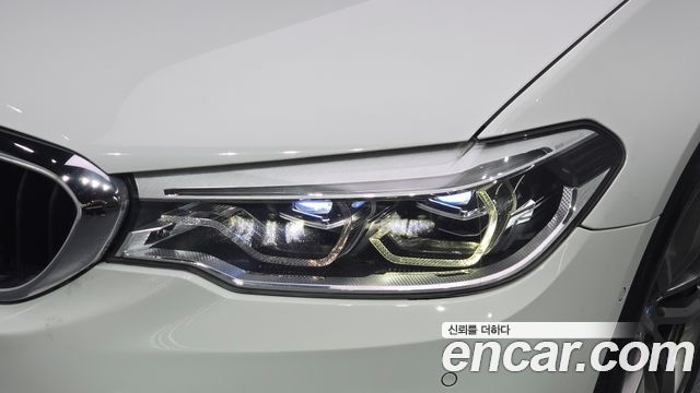 BMW 5 Series (G30) 530i xDrive M Sport Package Plus 2018 — фото 22