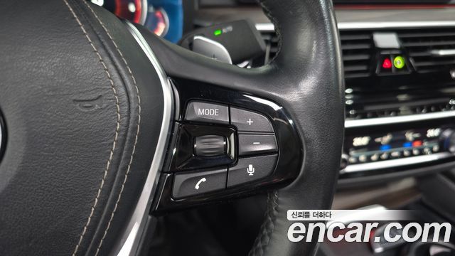 BMW 5 Series (G30) 530i xDrive M Sport Package Plus 2018 — фото 32