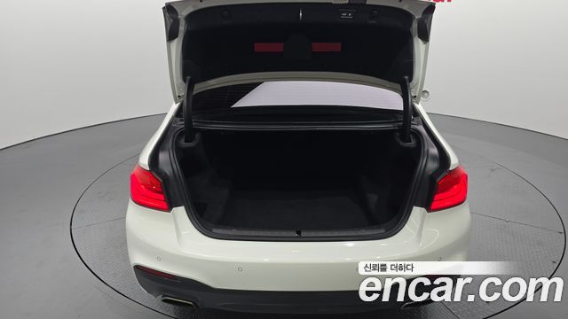 BMW 5 Series (G30) 530i xDrive M Sport Package Plus 2018 — фото 34
