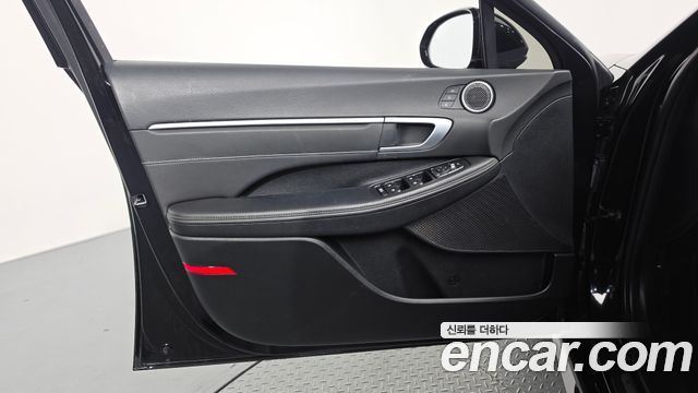 Hyundai Sonata The Edge (DN8) 2.0 Exclusive 2024 — фото 30