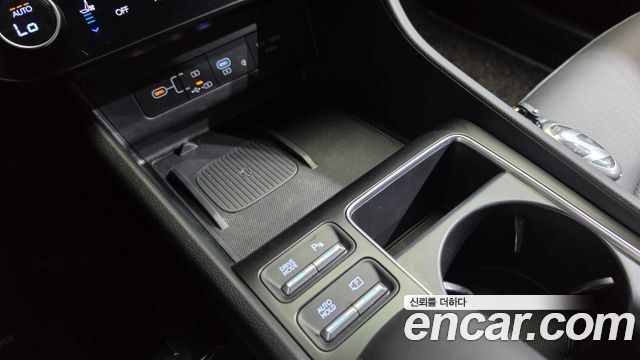 Hyundai Sonata The Edge (DN8) 2.0 Exclusive 2024 — фото 33