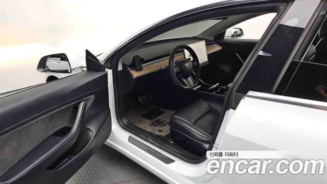 Tesla Model 3 Long Range AWD 2020 — фото 10