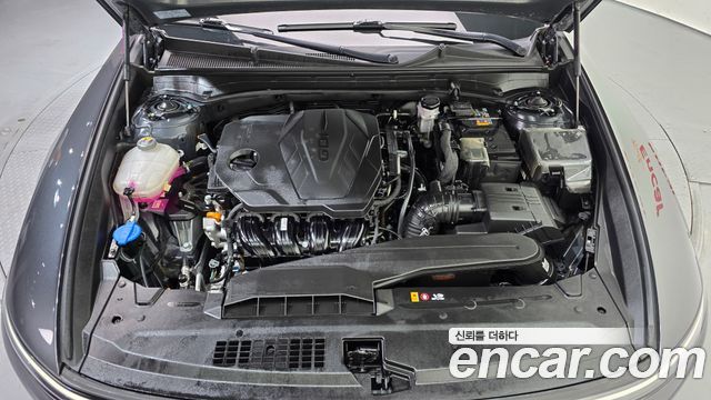 Hyundai Grandeur (GN7) 2,5 Gasoline 2WD Calligraphy 2024 — фото 6