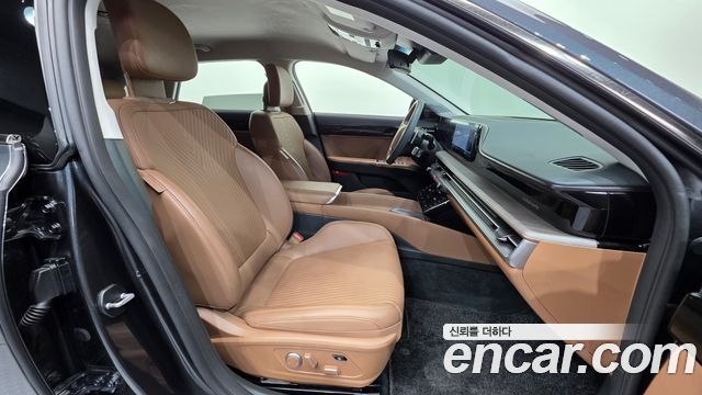 Hyundai Grandeur (GN7) 2,5 Gasoline 2WD Calligraphy 2024 — фото 10