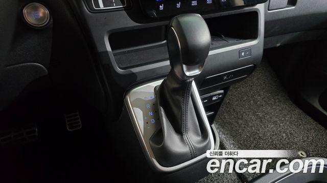 Hyundai Staria Cargo 5-Seater Modern 2023 — фото 9