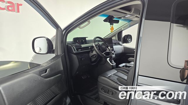 Hyundai Staria Cargo 5-Seater Modern 2023 — фото 10