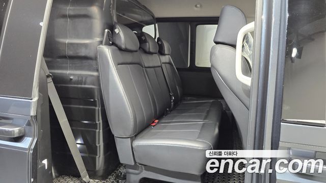 Hyundai Staria Cargo 5-Seater Modern 2023 — фото 11