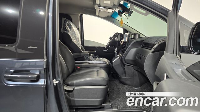 Hyundai Staria Cargo 5-Seater Modern 2023 — фото 20