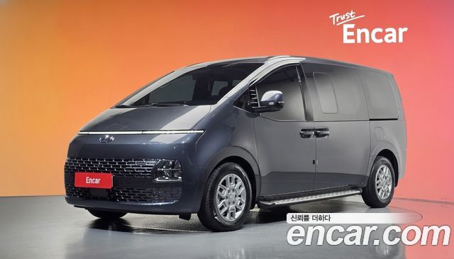 Hyundai Staria Cargo 5-Seater Modern 2023 — фото 1