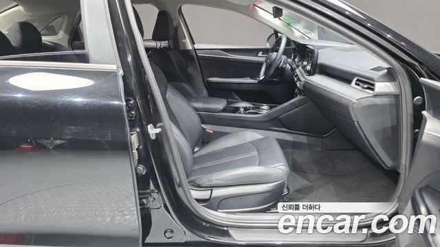 Kia K5 (III) 2.0 Trendy 2022 — фото 11
