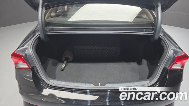 Kia K5 (III) 2.0 Trendy 2022 — фото 20