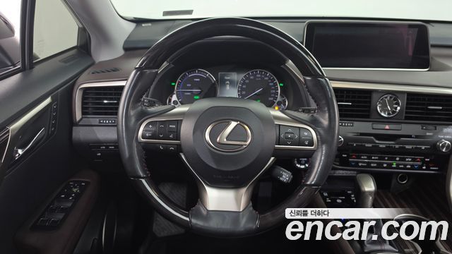 Lexus RX450h (IV) Executive 2016 — фото 13