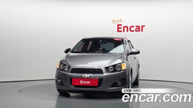 Chevrolet Aveo Hatchback LS Deluxe 2012 — фото 3