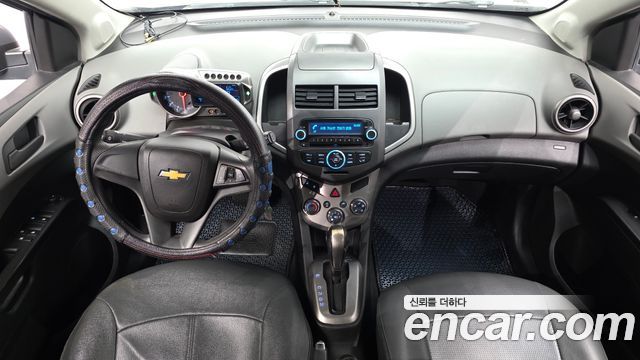Chevrolet Aveo Hatchback LS Deluxe 2012 — фото 7