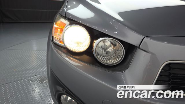 Chevrolet Aveo Hatchback LS Deluxe 2012 — фото 22